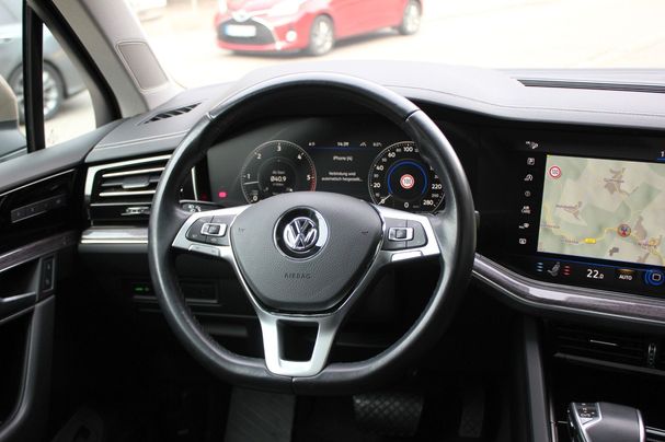 Volkswagen Touareg 3.0 TDI 4Motion 170 kW image number 11