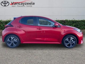 Car image 3