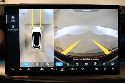 Car image 29