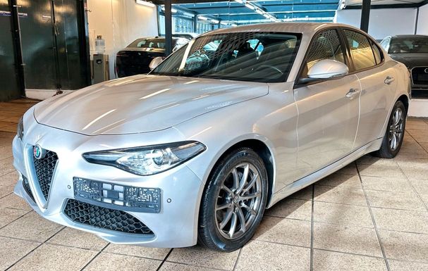 Alfa Romeo Giulia 147 kW image number 1