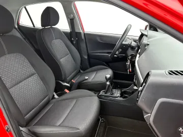 Car image 31
