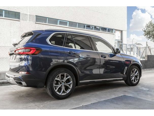 BMW X5 xDrive 195 kW image number 37