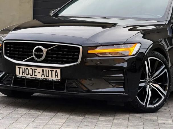 Volvo V60 D4 Geartronic R-Design 140 kW image number 16