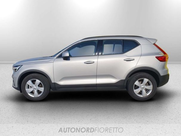 Volvo XC40 T2 Essential 95 kW image number 8