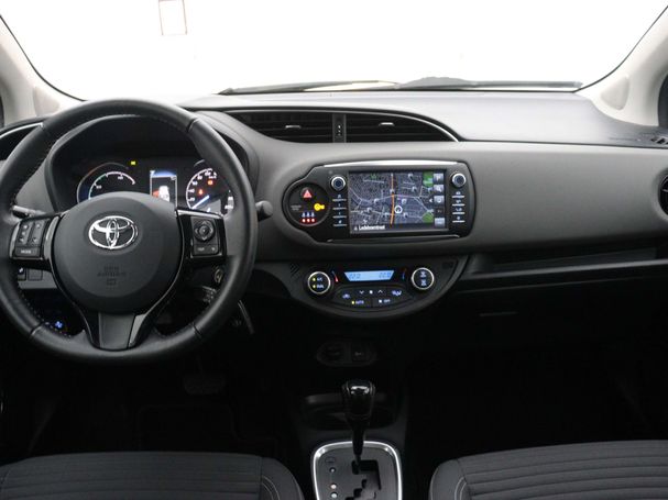 Toyota Yaris 1.5 Hybrid 74 kW image number 4