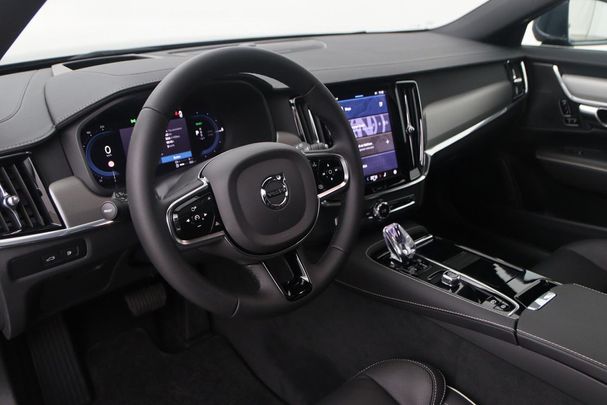 Volvo V90 Recharge AWD T6 293 kW image number 4