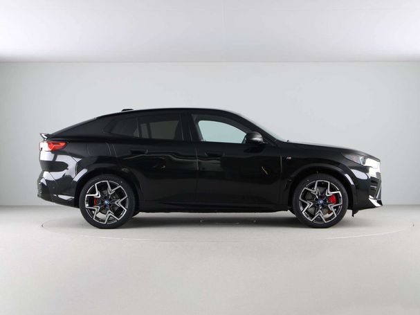 BMW iX2 xDrive30 M Sport Pro 225 kW image number 8