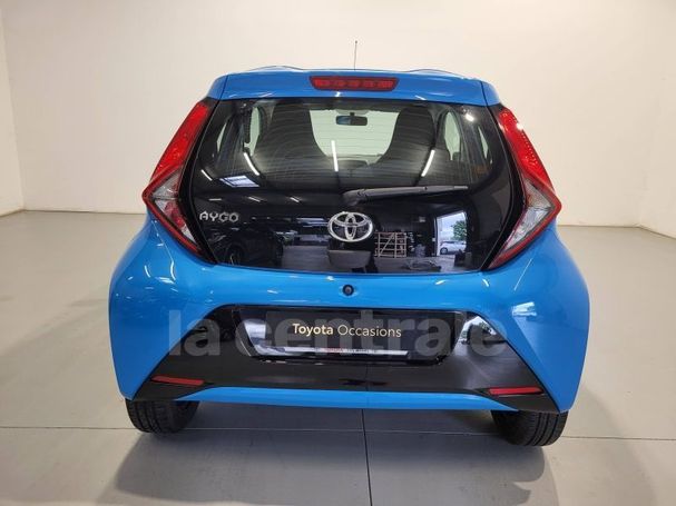 Toyota Aygo X-shift x-play 53 kW image number 6