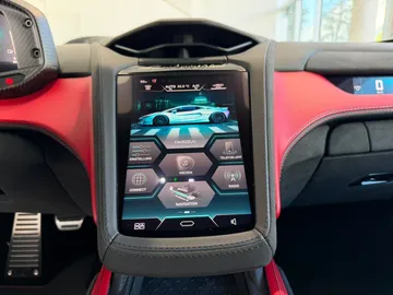Car image 35