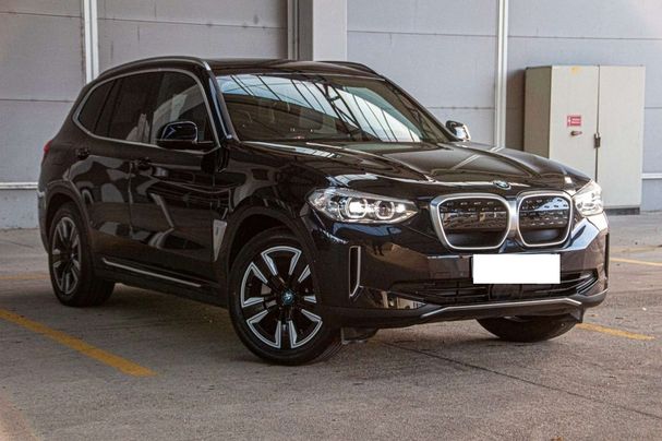 BMW iX3 210 kW image number 2