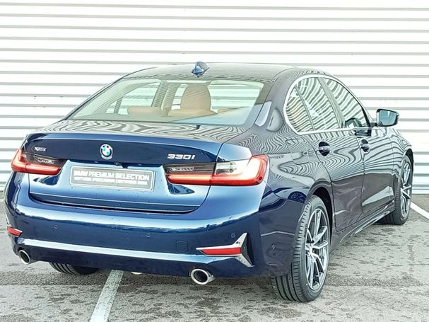 BMW 330i xDrive 193 kW image number 3