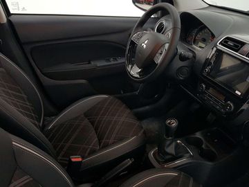 Car image 33