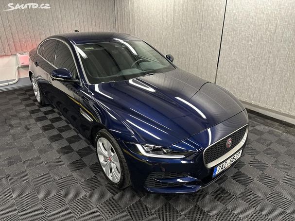 Jaguar XE 221 kW image number 1