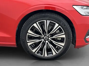 Car image 33