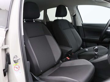 Car image 31