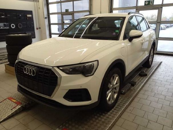 Audi Q3 45 TFSIe S tronic 180 kW image number 1