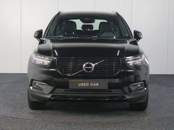 Volvo XC40 T4 T8 140 kW image number 9