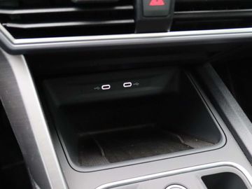 Car image 37