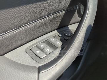 Car image 35