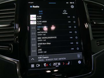 Car image 37