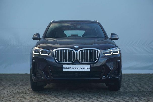 BMW X3 xDrive30e 215 kW image number 2