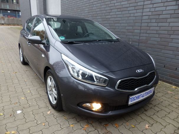 Kia Ceed CRDi 66 kW image number 8