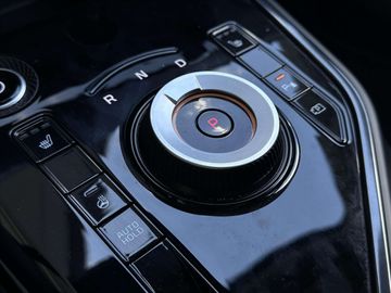 Car image 37