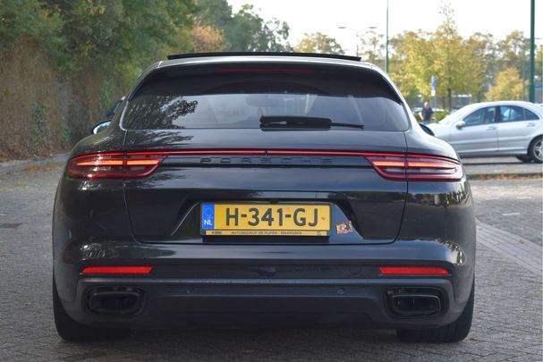 Porsche Panamera 4 Sport Turismo 243 kW image number 8