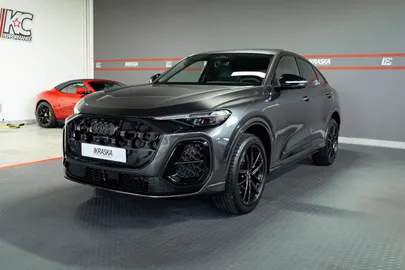 Car image 25