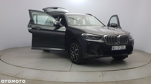 BMW X3 xDrive 140 kW image number 9