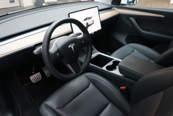 Tesla Model Y Performance AWD 393 kW image number 12