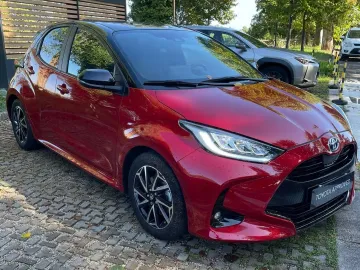 Car image 2