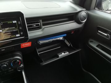 Car image 23