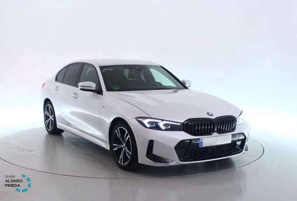 BMW 320i 135 kW image number 2