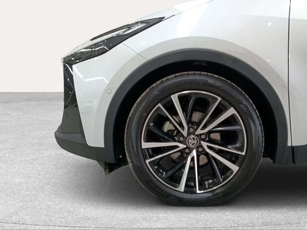 Toyota C-HR 2.0 143 kW image number 16