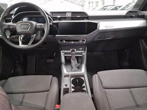 Audi Q3 35 TFSI S tronic S-line 110 kW image number 11