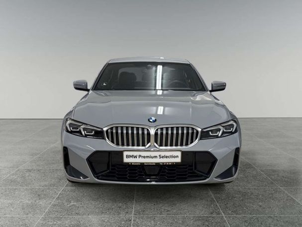 BMW 320i 135 kW image number 11