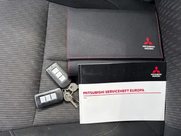 Car image 29