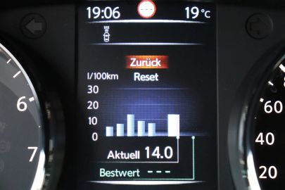 Car image 50