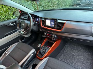 Car image 8