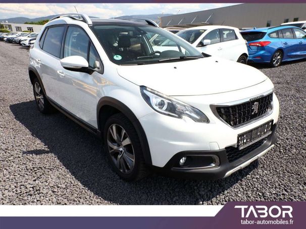 Peugeot 2008 120 Allure 88 kW image number 2