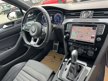 Car image 37