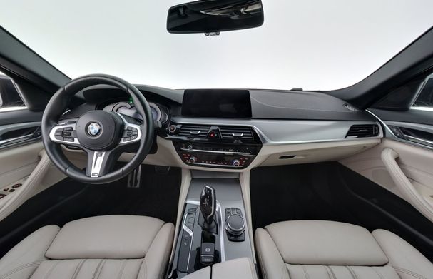 BMW 530 e 185 kW image number 9