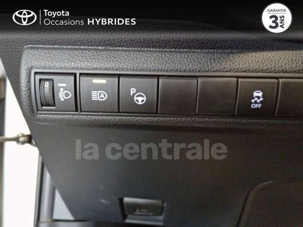 Toyota Corolla Hybrid 135 kW image number 8