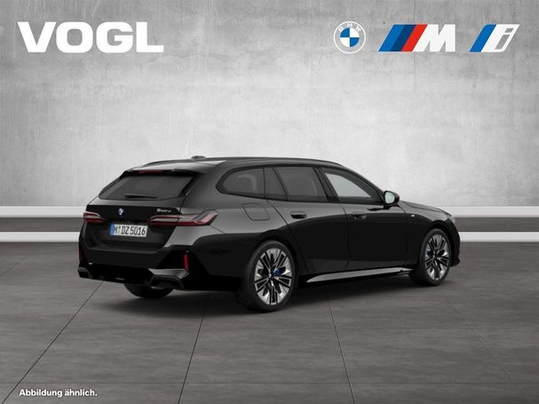 BMW 520d Touring 145 kW image number 2