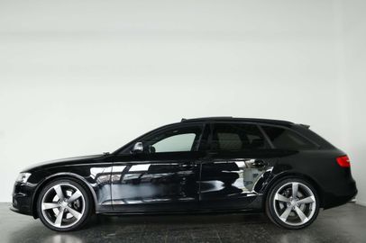 Car image 37