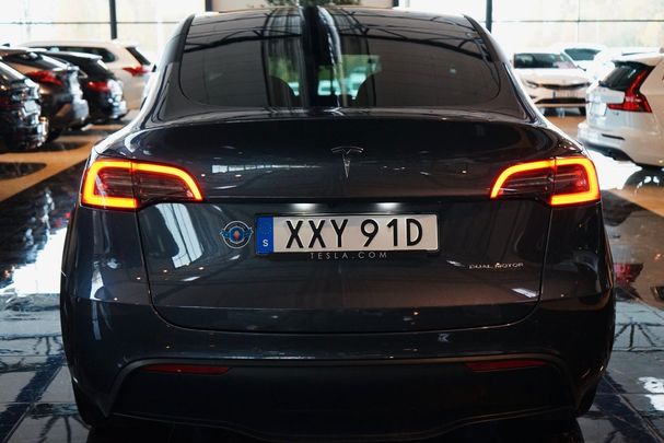 Tesla Model Y Long Range AWD 378 kW image number 20