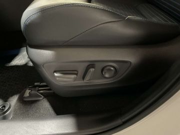 Car image 36