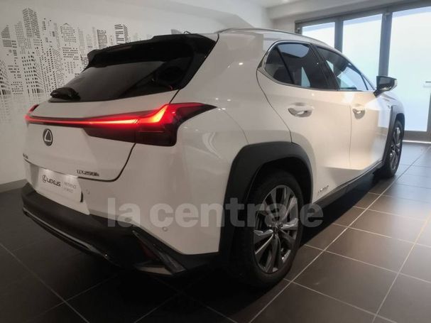 Lexus UX F SPORT 135 kW image number 17