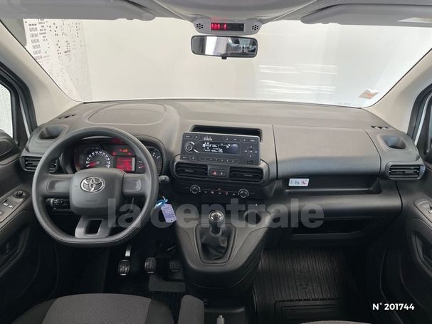 Toyota Proace Verso 75 kW image number 5